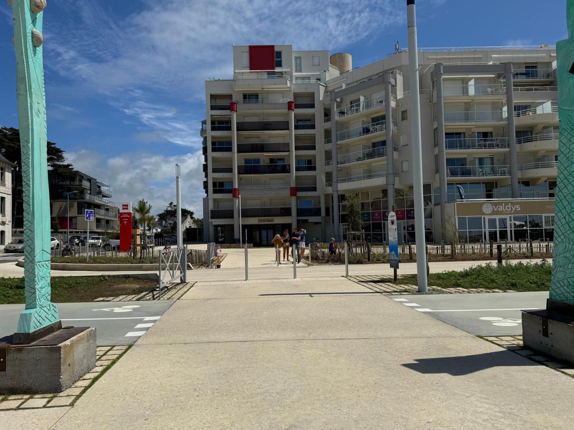 Cocon Cotier - Vue Sur Mer - Parking - Proche De La Thalasso - Terrasse Apartment Pornichet Bagian luar foto